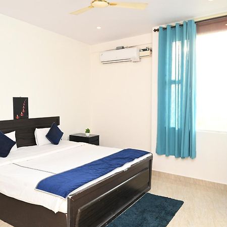 Отель Airport Residency Devanahalli Экстерьер фото