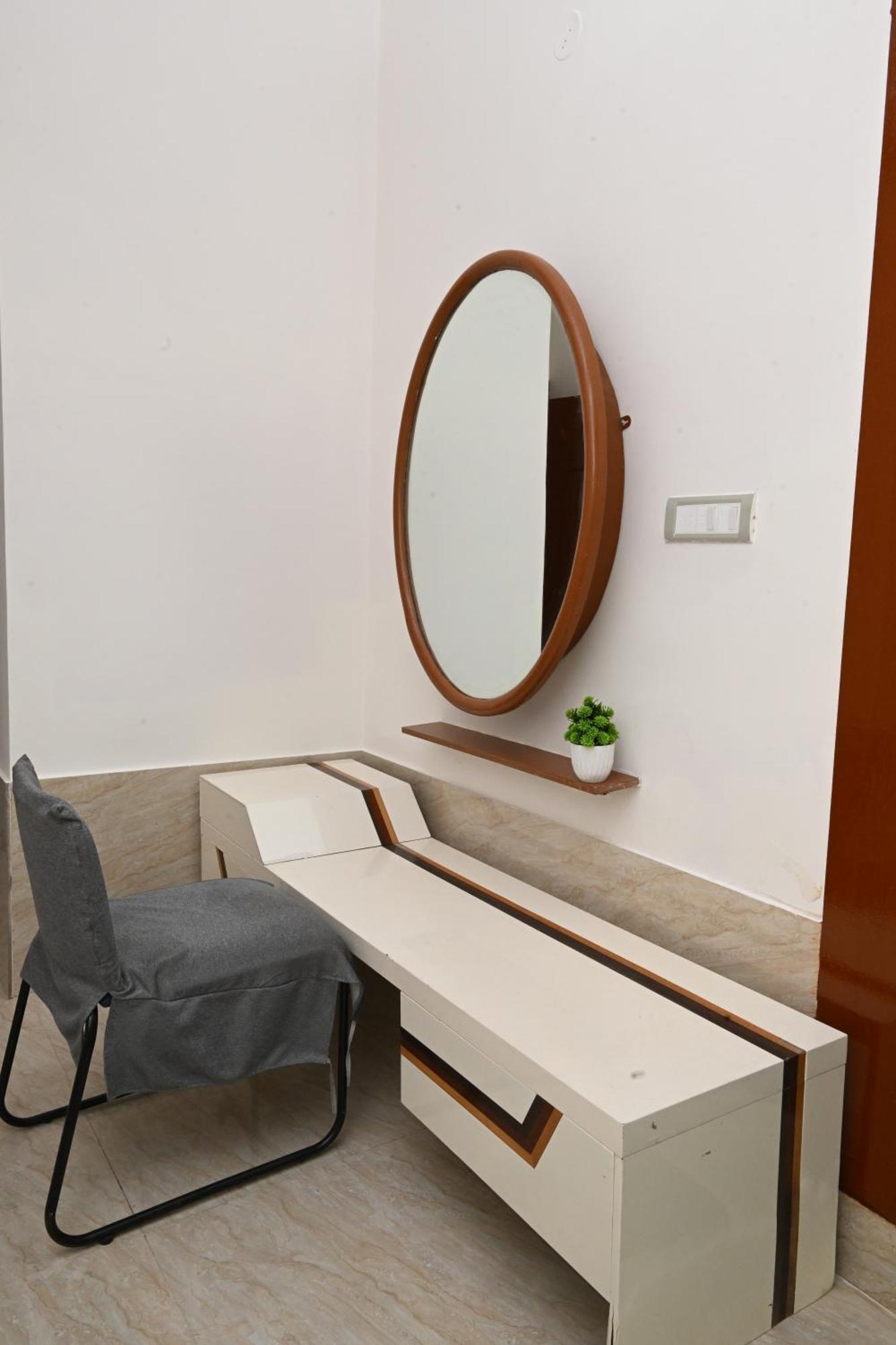 Отель Airport Residency Devanahalli Экстерьер фото
